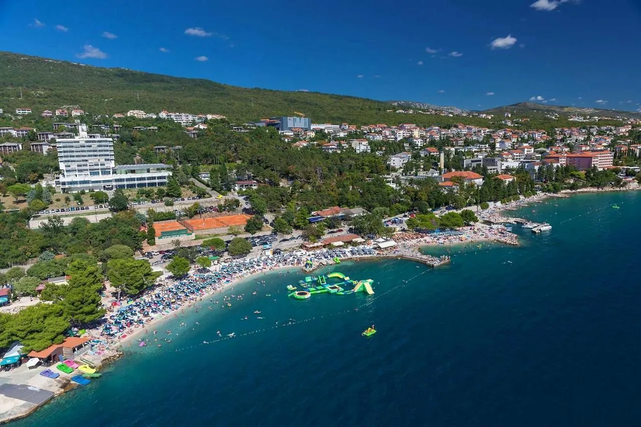 Apartments And Rooms By The Sea Dramalj, Crikvenica - 5519 3*, Dramalj Croatia