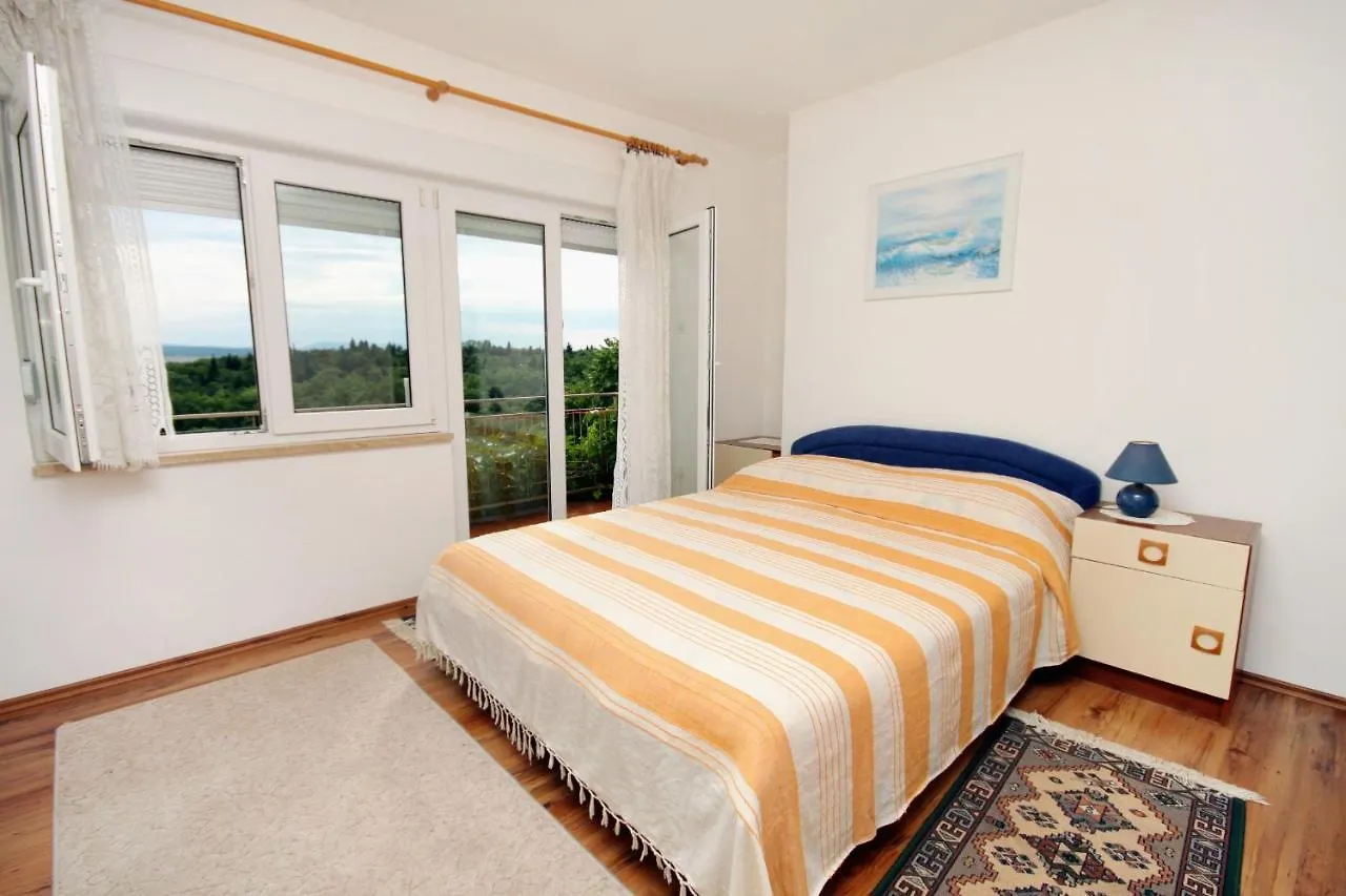 Apartments And Rooms By The Sea Dramalj, Crikvenica - 5519 3*, Dramalj